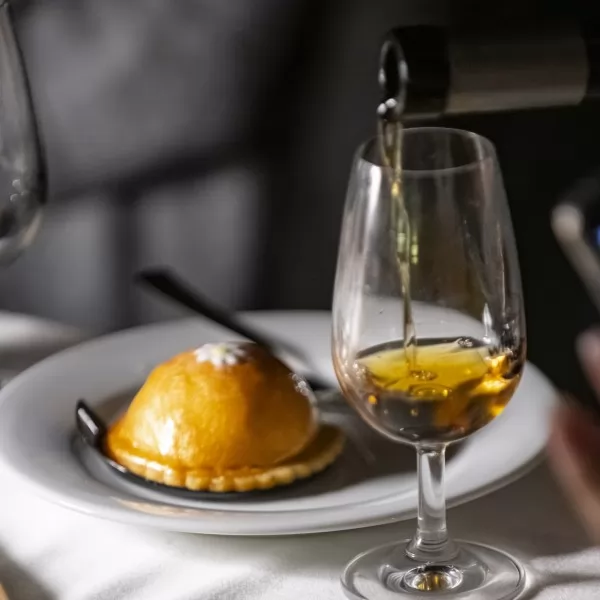 Alma Radoš / lollipop-pr