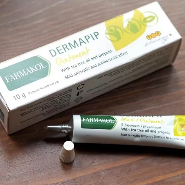 Dermapip mast s čajevcem i propolisom