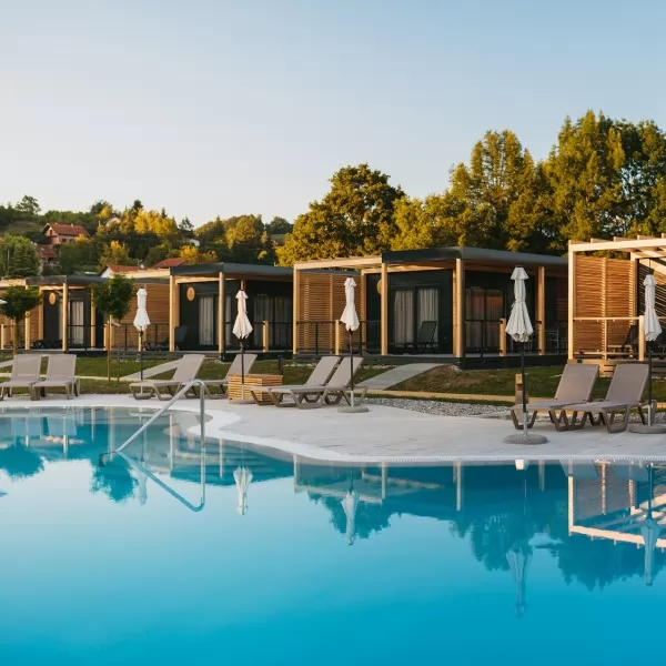 Alma Radoš / Lollipop PR