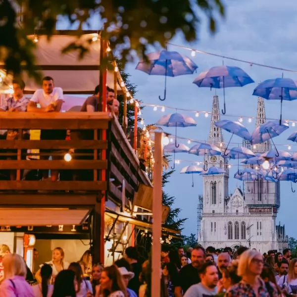 Paola Osrečki / Red agencija