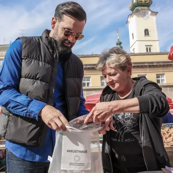 Lucija Požgaj / Abeceda komunikacije