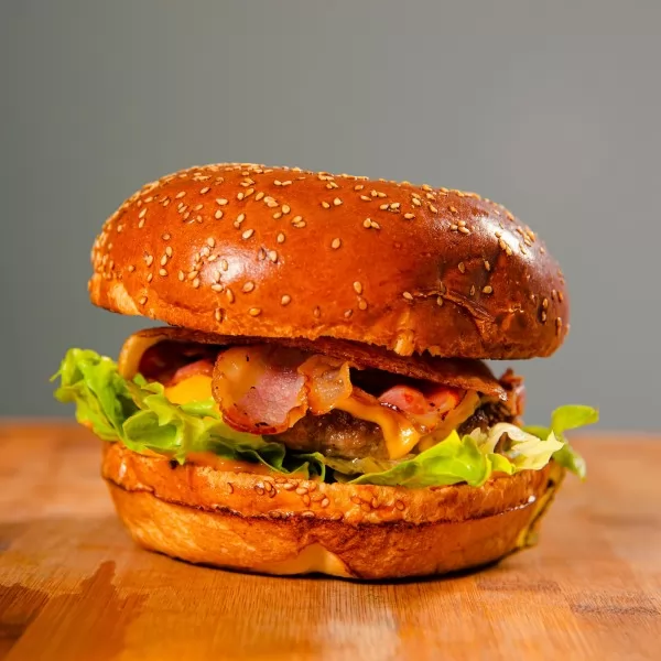 Tara Lukičić / Red agencija