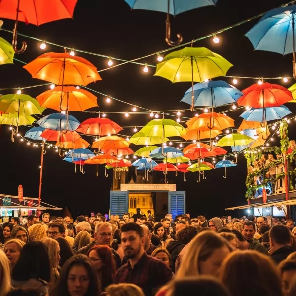 Paola Osrečki / Red agencija