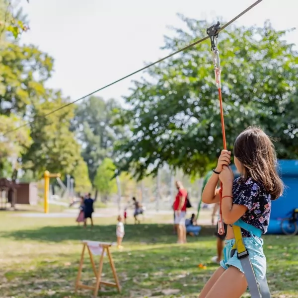 ZGodionica na Bundeku - zipline
