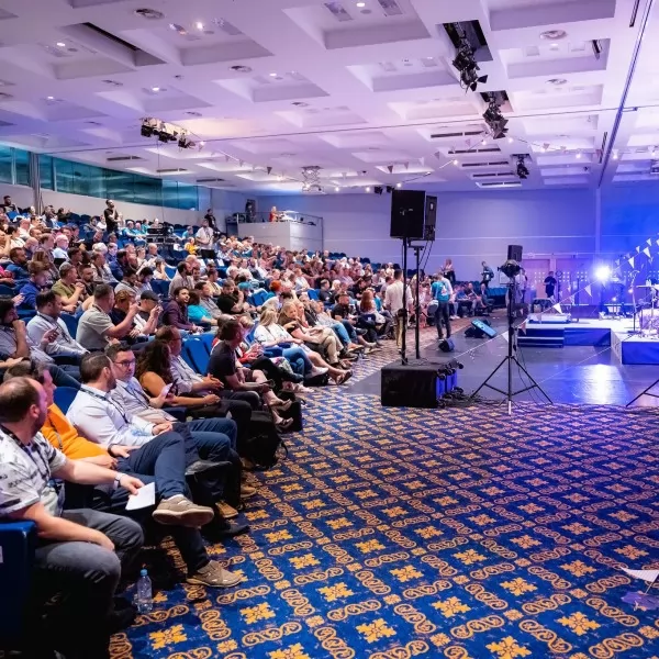 Milica Markovic / LBS Team