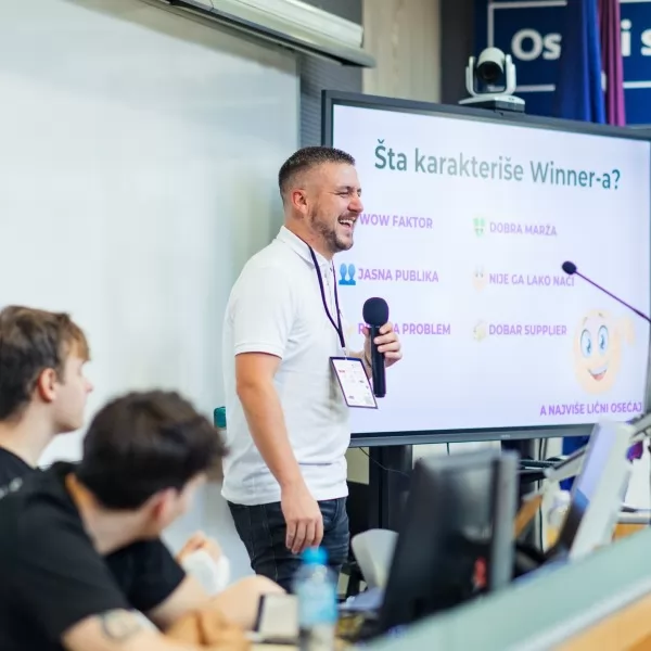 Predavanje Istoka Pavlovića