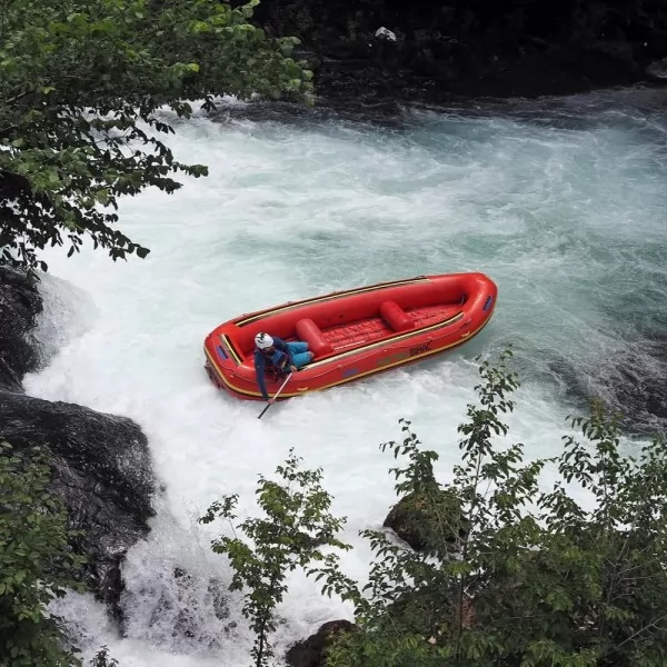 Rafting na Uni